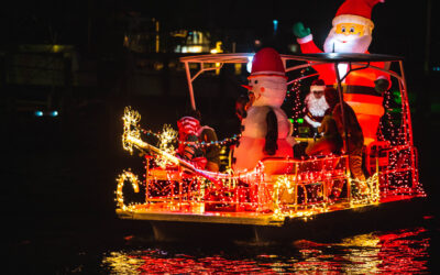 Feestelijke sfeer in St. Pete–Clearwater: bootparades brengen licht en magie