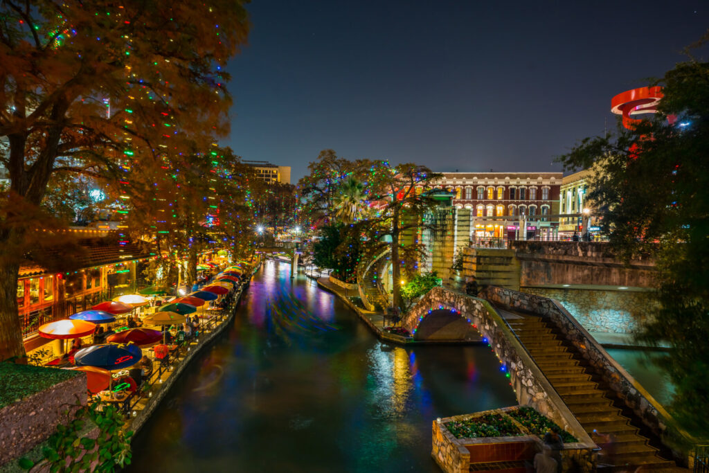San Antonio Riverwalk, Travel Texas