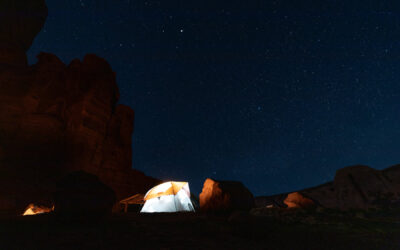 Slapen tussen de rode rotsen in Monument Valley