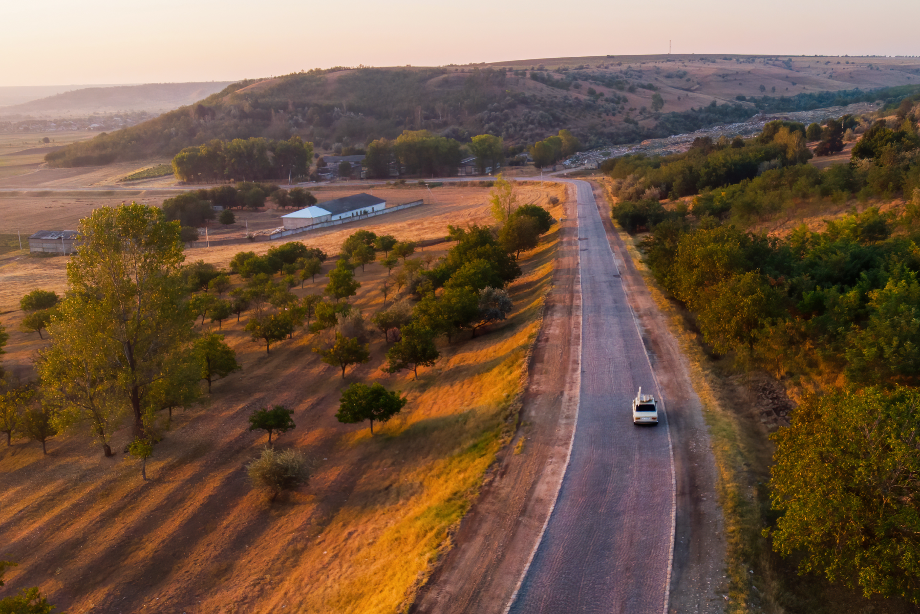 Country Road Car