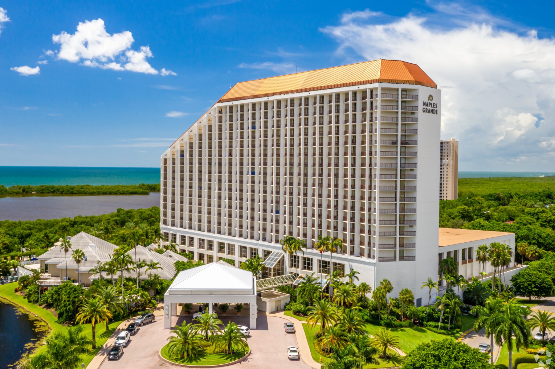 Signia Hilton Naples